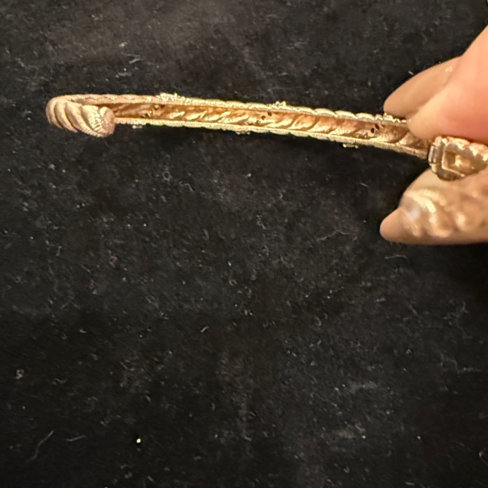 Judith Ripka rose gold clad diamonique cuff - Picture 3 of 4